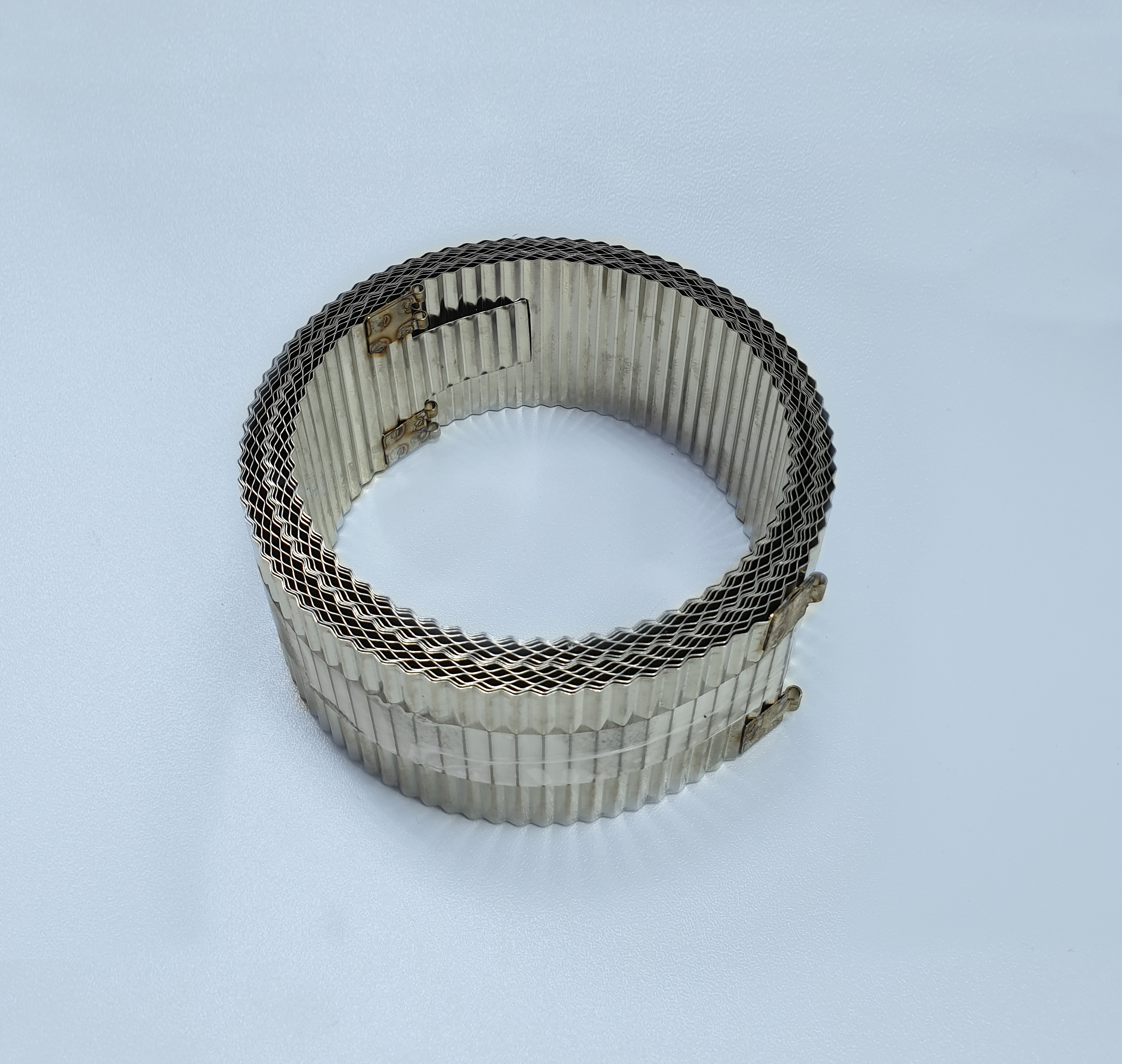 Лента гофрированная 98*10800 с замками  