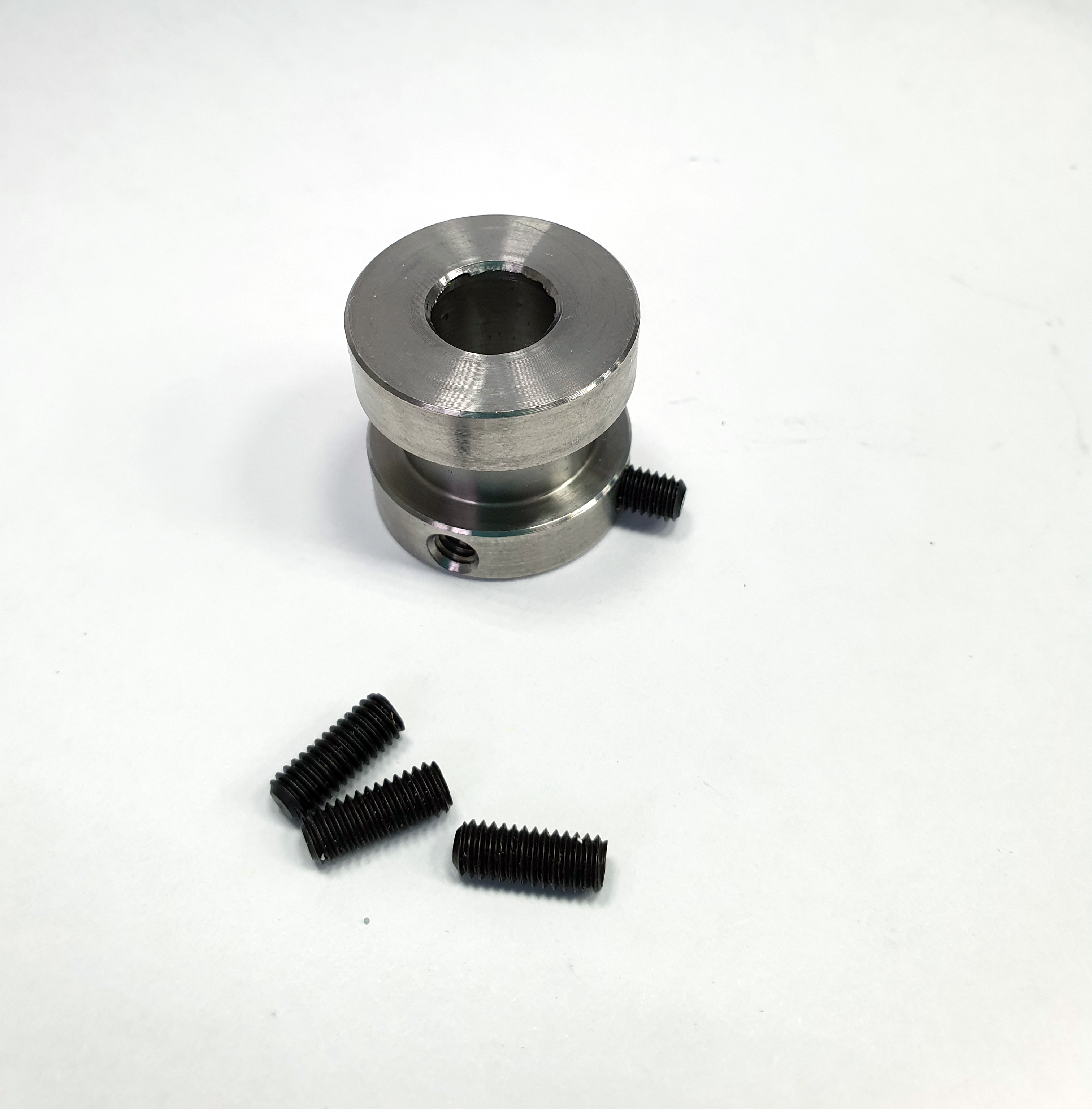 Зажимы штока в комплекте с винтами для TVC5